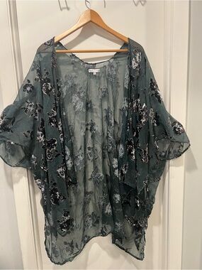 Woven Heart Sheer Emerald Green Floral Kimono